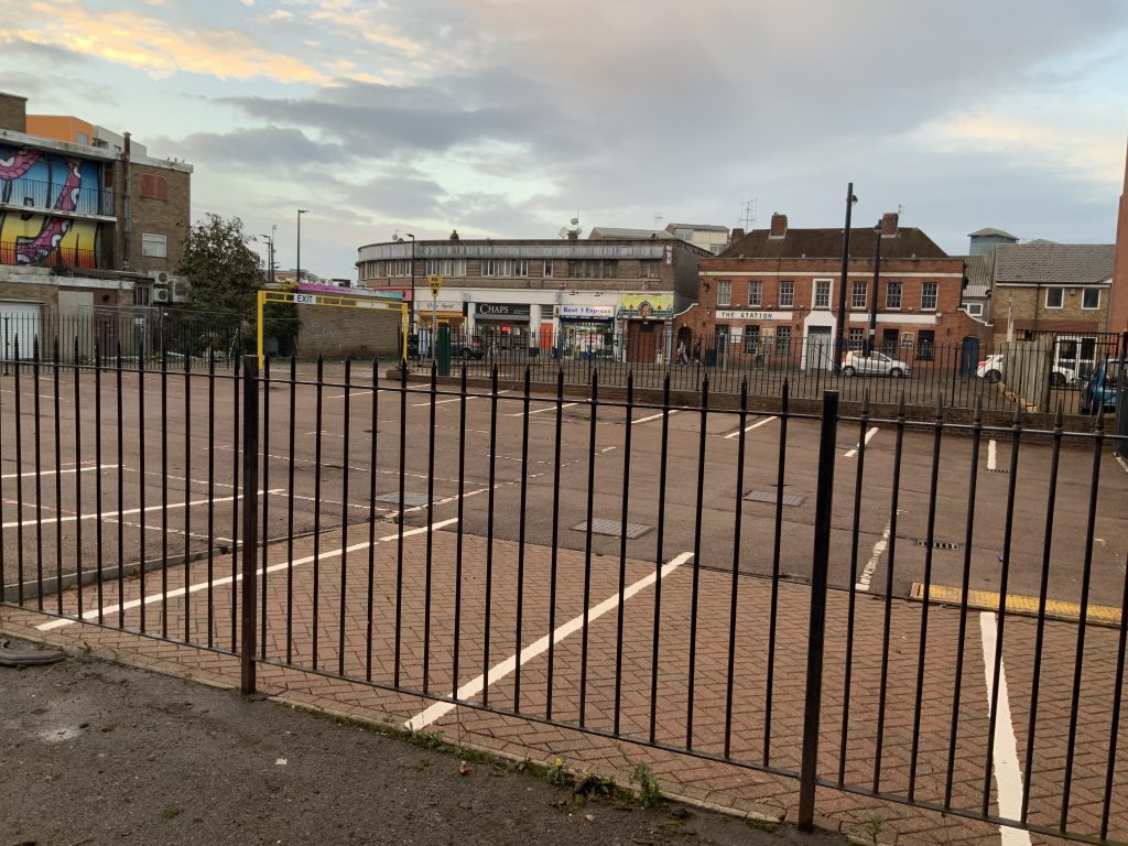 Bridge Street, High Car park Green Parking